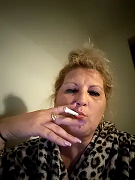 Divineblond online show from 6, 10, 2025