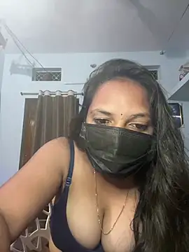 Snapshot of Deepuu__Telugu chatting on 6, 8, 2026 Deepuu Telugu online show from 6, 8, 2026