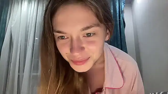 Snapshot of MonaNox chatting on 24, 6, 2026 MonaNox online show from 24, 6, 2026
