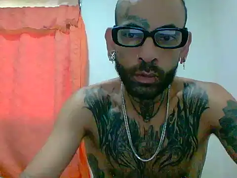 Snapshot of Demon_Rose_ chatting on 4, 7, 2026 Demon Rose online show from 4, 7, 2026