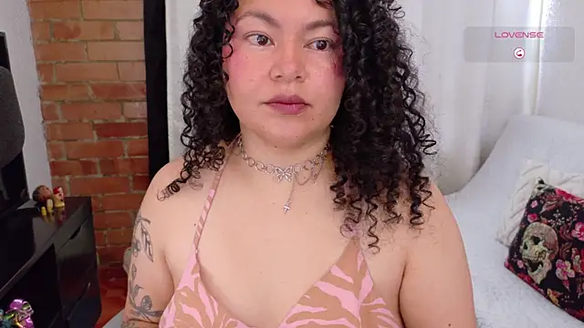 Snapshot of MissBronte chatting on 25, 4, 2026 MissBronte online show from 25, 4, 2026