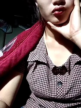 Rosie LoveUU online show from 2, 5, 2026