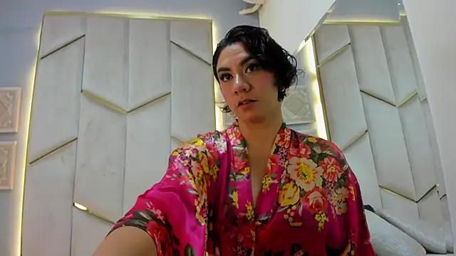 SandyFeral online show from 24, 4, 2026