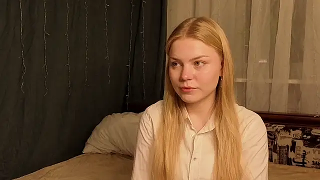 Snapshot of LavonaMadlem chatting on 22, 5, 2026 LavonaMadlem online show from 22, 5, 2026
