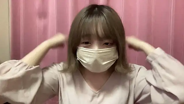 Snapshot of -Nanami-7 chatting on 8, 5, 2026 -Nanami-7 online show from 8, 5, 2026