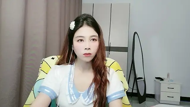 xiaoxiaohong030 online show from 6, 6, 2026