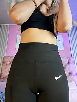 Ariana west  online show from 27, 4, 2026