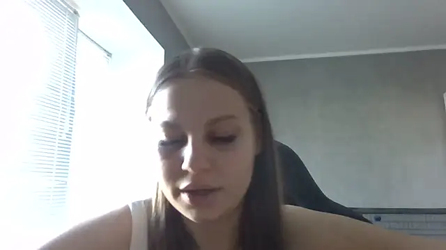 Snapshot of _Linsyy_ee_ chatting on 8, 5, 2026 Linsyy ee online show from 8, 5, 2026