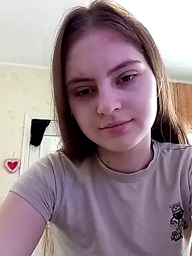 Snapshot of Miss-Venom chatting on 17, 5, 2026 Miss-Venom online show from 17, 5, 2026