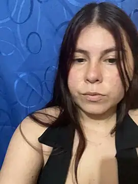 Snapshot of camila_purple chatting on 14, 5, 2026 camila purple online show from 14, 5, 2026