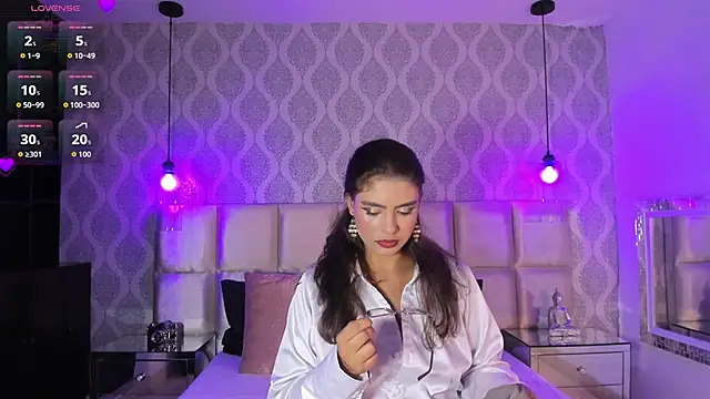Snapshot of BellaaGrace chatting on 14, 6, 2026 BellaaGrace online show from 14, 6, 2026