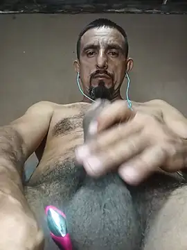 Snapshot of Longthick26cm chatting on 9, 6, 2026 Longthick26cm online show from 9, 6, 2026