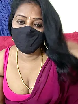 Snapshot of Sunitha-tamilponu chatting on 3, 6, 2026 Sunitha-tamilponu online show from 3, 6, 2026