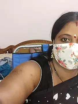 Snapshot of telugu_Geetha40 chatting on 6, 6, 2026 telugu Geetha40 online show from 6, 6, 2026