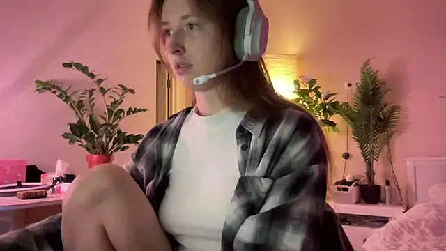 Snapshot of she_tora69 chatting on 29, 7, 2026 she tora69 online show from 29, 7, 2026