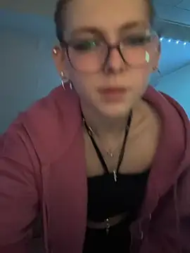 Snapshot of Lina-420 chatting on 12, 5, 2026 Lina-420 online show from 12, 5, 2026
