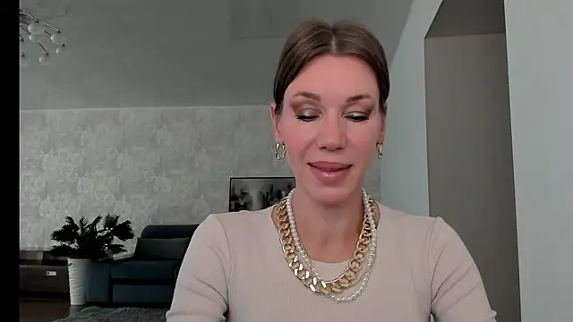 Snapshot of miababemi09 chatting on 20, 5, 2026 miababemi09 online show from 20, 5, 2026