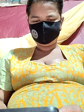 Snapshot of Gulapi_N chatting on 10, 5, 2026 Gulapi N online show from 10, 5, 2026