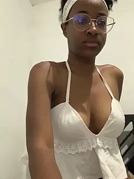 Julyshygirl online show from 27, 4, 2026