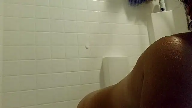 Snapshot of Vanessa_Valentine chatting on 28, 5, 2026 Vanessa Valentine online show from 28, 5, 2026