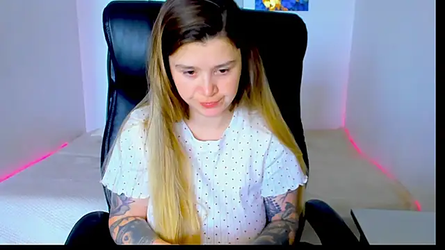 Snapshot of Natali_Secret chatting on 16, 5, 2026 Natali Secret online show from 16, 5, 2026
