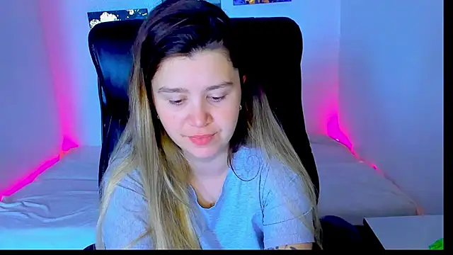 Snapshot of Natali_Secret chatting on 21, 6, 2026 Natali Secret online show from 21, 6, 2026