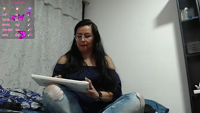 Snapshot of HelenNovoa chatting on 21, 6, 2026 HelenNovoa online show from 21, 6, 2026