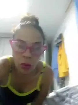Ragnia Duxx online show from 28, 7, 2026