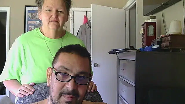 Snapshot of Playtime73 chatting on 6, 6, 2026 Playtime73 online show from 6, 6, 2026