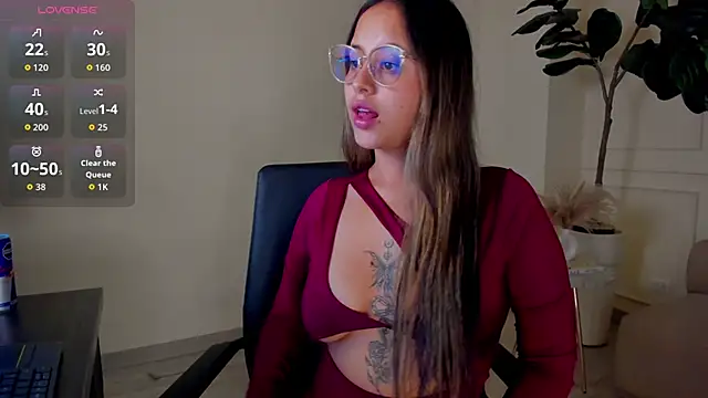 MayaLee  online show from 13, 6, 2026