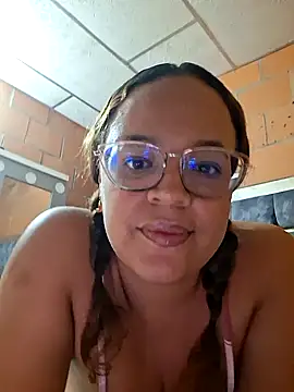 AgathaFerrer online show from 29, 4, 2026