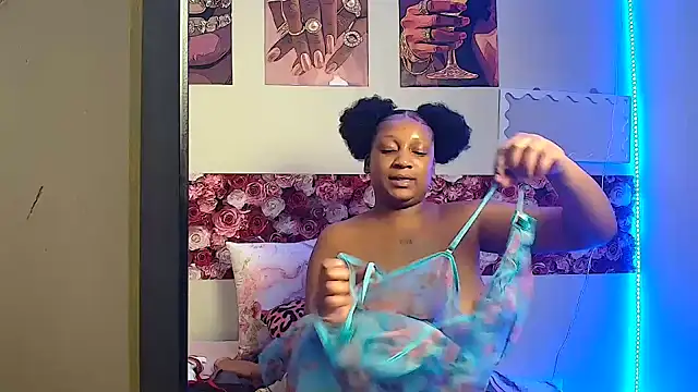 EnchantingLisa online show from 22, 5, 2026