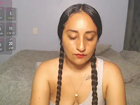 Snapshot of erotic_lov chatting on 27, 5, 2026 erotic lov online show from 27, 5, 2026