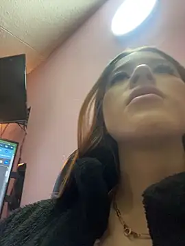 Snapshot of Ally_sunnn chatting on 11, 5, 2026 Ally sunnn online show from 11, 5, 2026