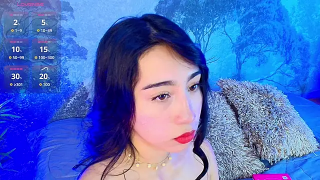 AshleyGross  online show from 8, 5, 2026