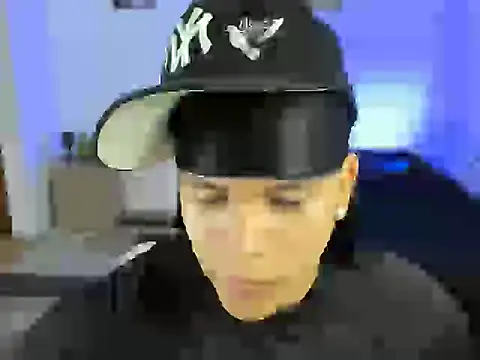 Snapshot of sant_wahlberg chatting on 1, 7, 2026 sant wahlberg online show from 1, 7, 2026