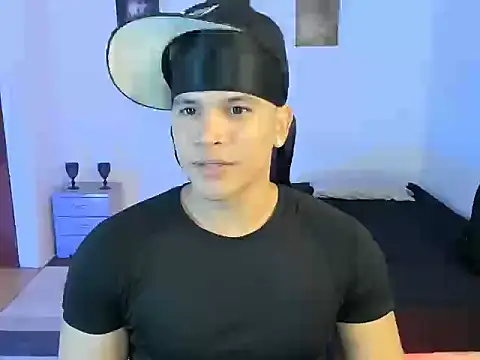 Snapshot of sant_wahlberg chatting on 21, 7, 2026 sant wahlberg online show from 21, 7, 2026