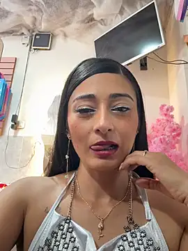 IsabellaMariet online show from 6, 7, 2026