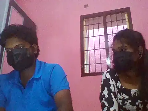 Snapshot of Tamil_couple_chennai chatting on 2, 6, 2026 Tamil couple chennai online show from 2, 6, 2026