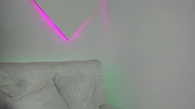 Snapshot of LiaCampbell_ chatting on 13, 5, 2026 LiaCampbell online show from 13, 5, 2026