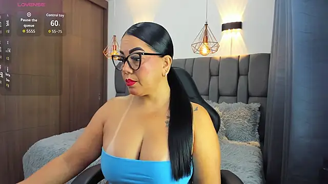Alanna 19 online show from 27, 5, 2026