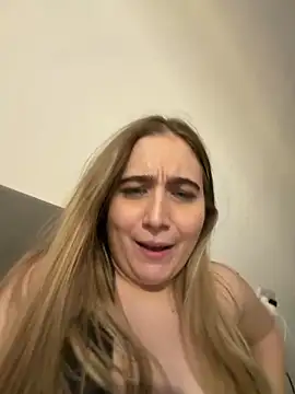 Taylormillie471 online show from 12, 6, 2026