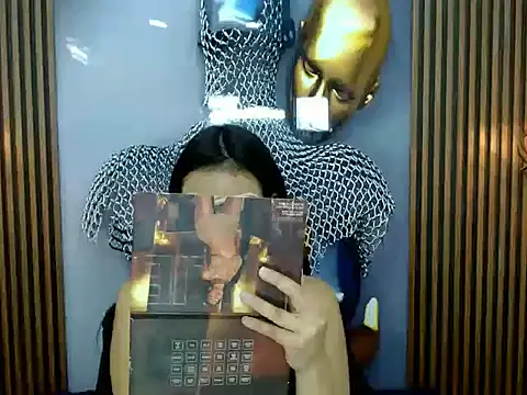 Snapshot of RoxxySweet01 chatting on 8, 5, 2026 RoxxySweet01 online show from 8, 5, 2026