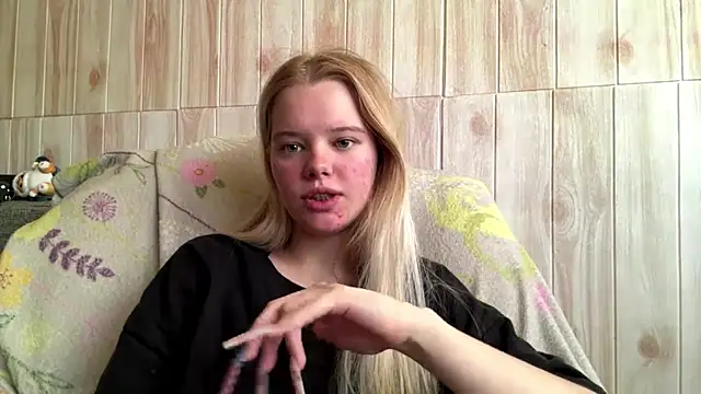 Snapshot of Malinwitch chatting on 4, 7, 2026 Malinwitch online show from 4, 7, 2026