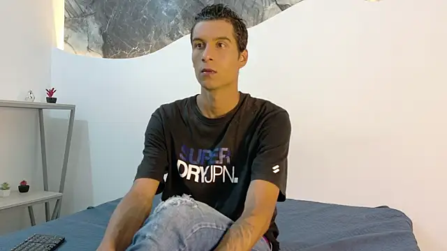 Snapshot of cameronsilverman chatting on 11, 6, 2026 cameronsilverman online show from 11, 6, 2026
