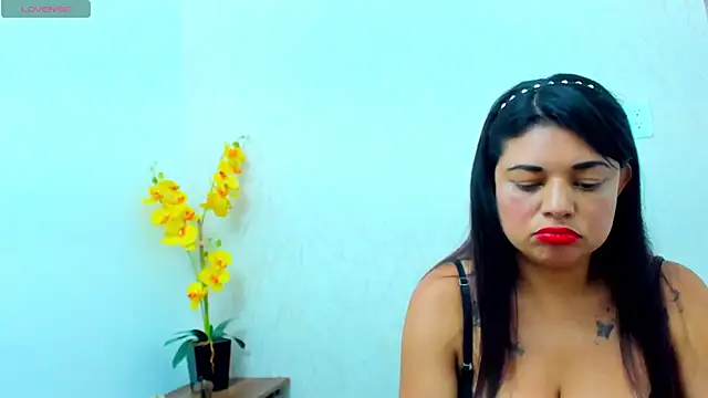 ChloeSmith9 online show from 29, 4, 2026