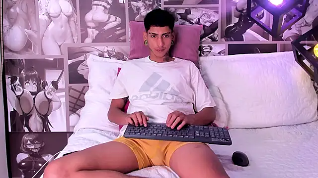 Snapshot of Alessandro_Blake chatting on 2, 7, 2026 Alessandro Blake online show from 2, 7, 2026