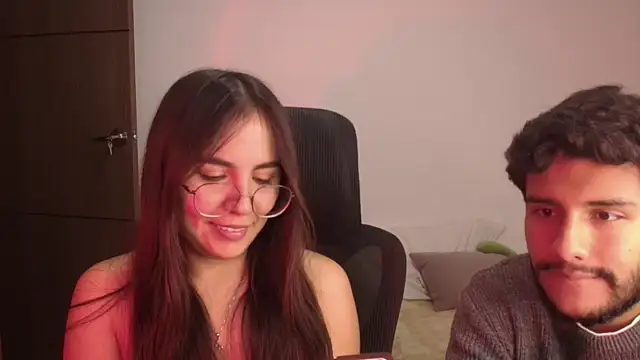 Snapshot of abbyyandmaxx chatting on 15, 7, 2026 abbyyandmaxx online show from 15, 7, 2026