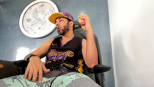 kevin collins76 online show from 6, 5, 2026