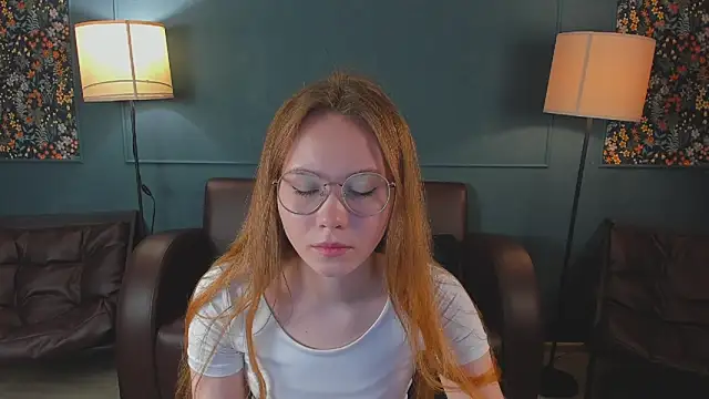 FloraLarsson online show from 10, 6, 2026